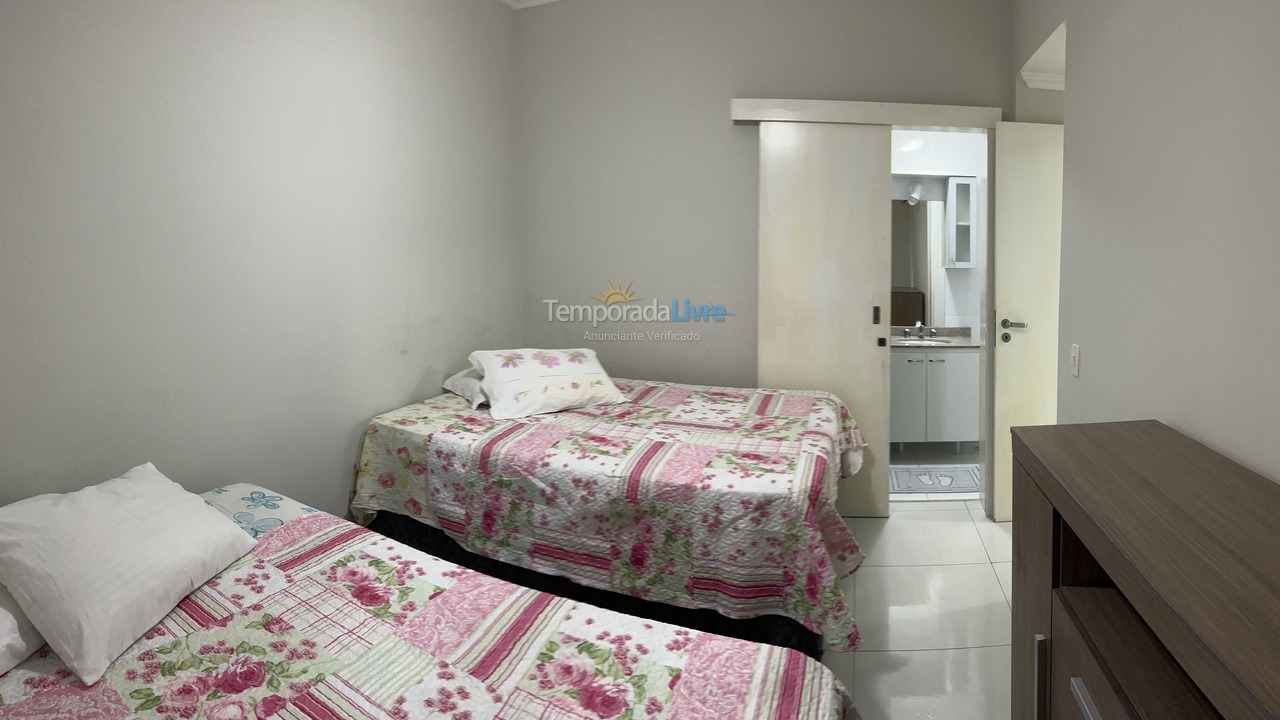 Apartamento para aluguel de temporada em Cabo Frio (Centro)