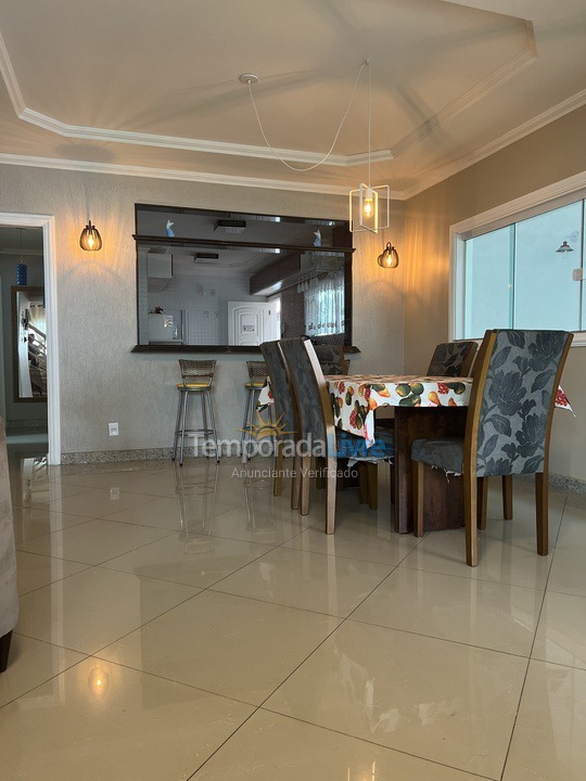 Casa para alquiler de vacaciones em Cabo Frio (Praia do Forte)