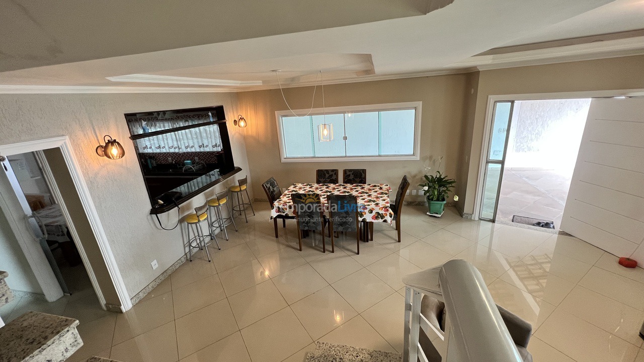 Casa para alquiler de vacaciones em Cabo Frio (Praia do Forte)