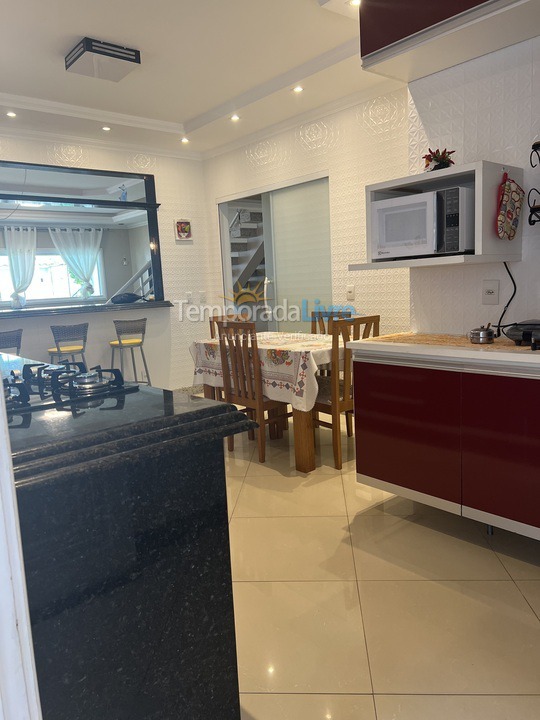 Casa para alquiler de vacaciones em Cabo Frio (Praia do Forte)