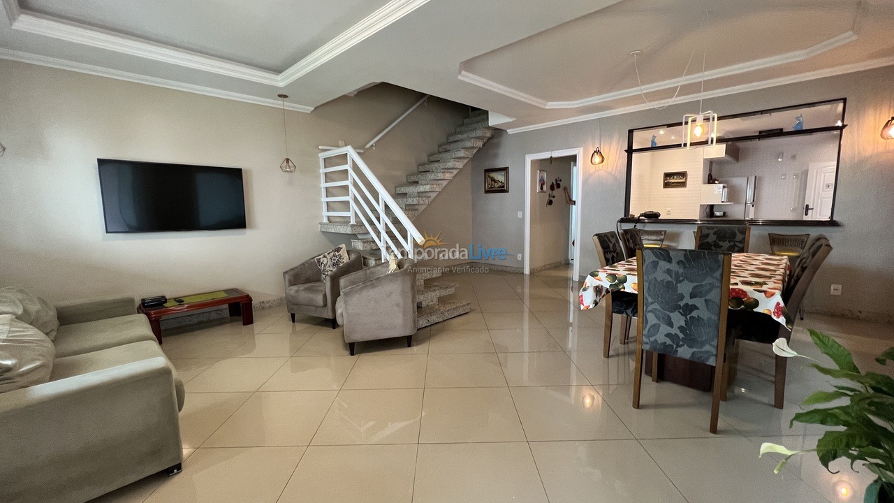 Casa para alquiler de vacaciones em Cabo Frio (Praia do Forte)