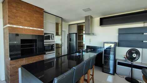 🌊 Fabulous Penthouse with Jacuzzi and Full Ocean View – Bombas Beach, SC