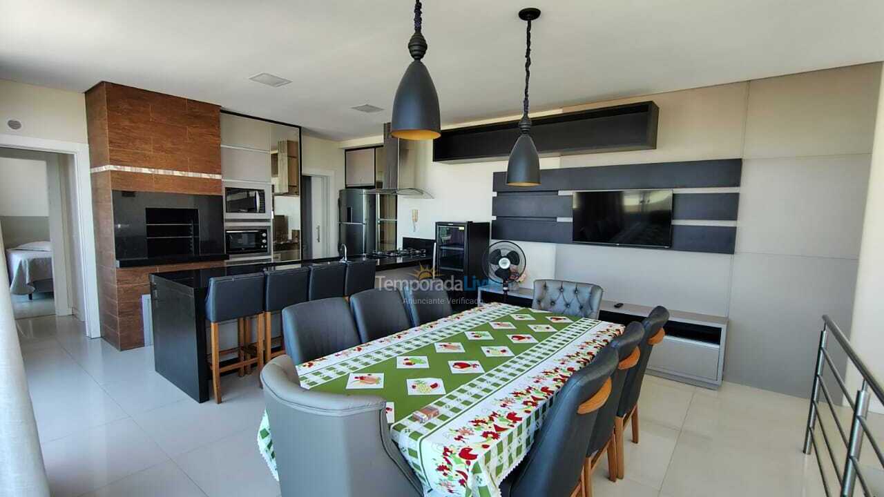 Apartment for vacation rental in Bombinhas (Praia de Bombas)