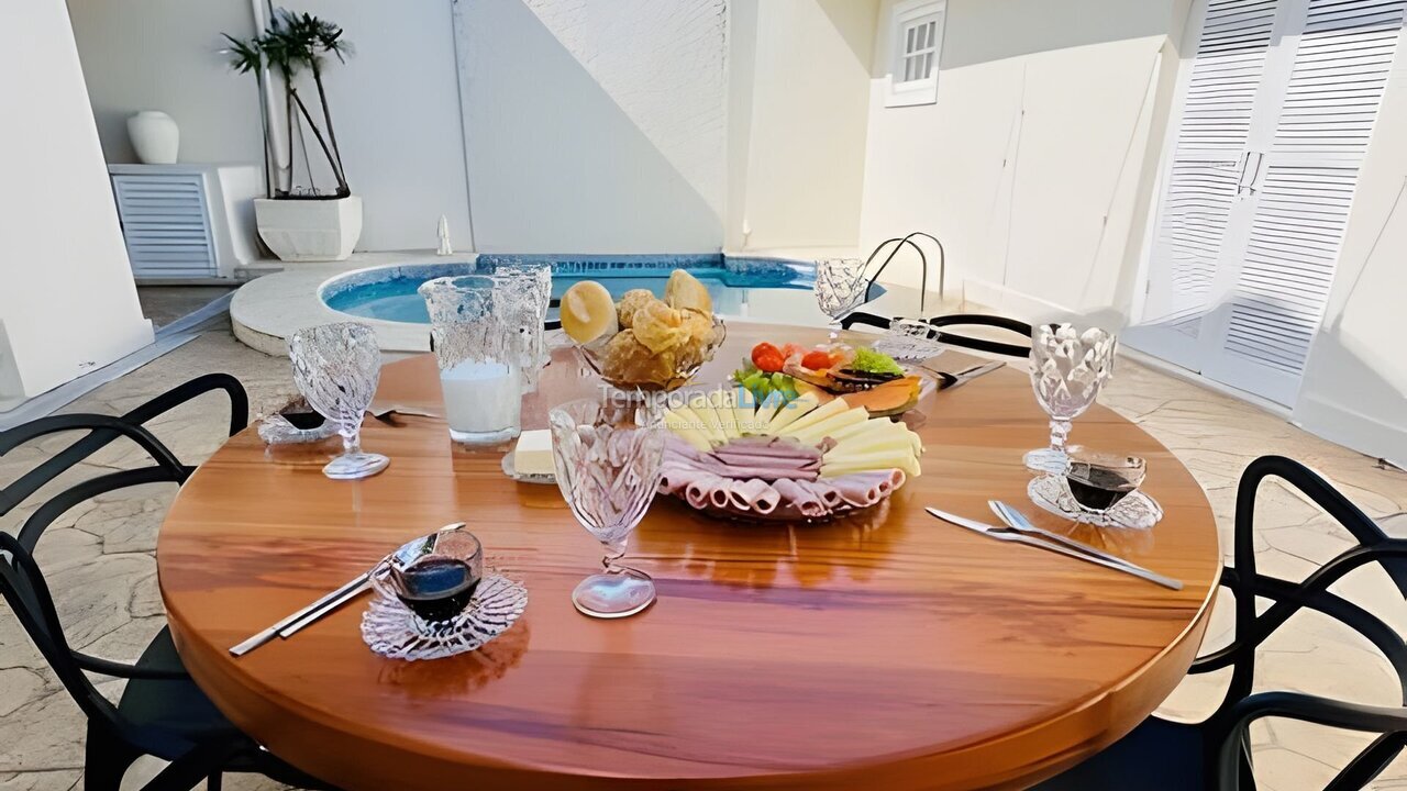 House for vacation rental in Guarujá (Praia do Pernambuco)