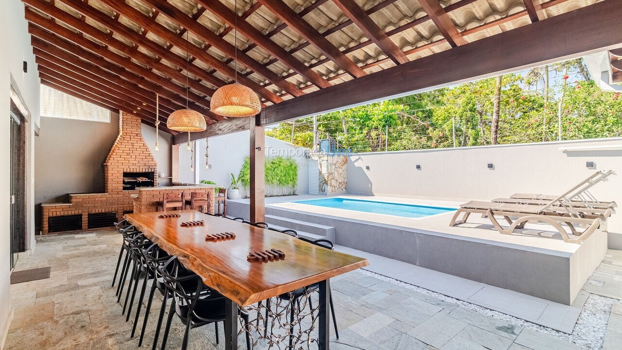 Casa para alquiler de vacaciones em Guarujá (Praia do Pernambuco)