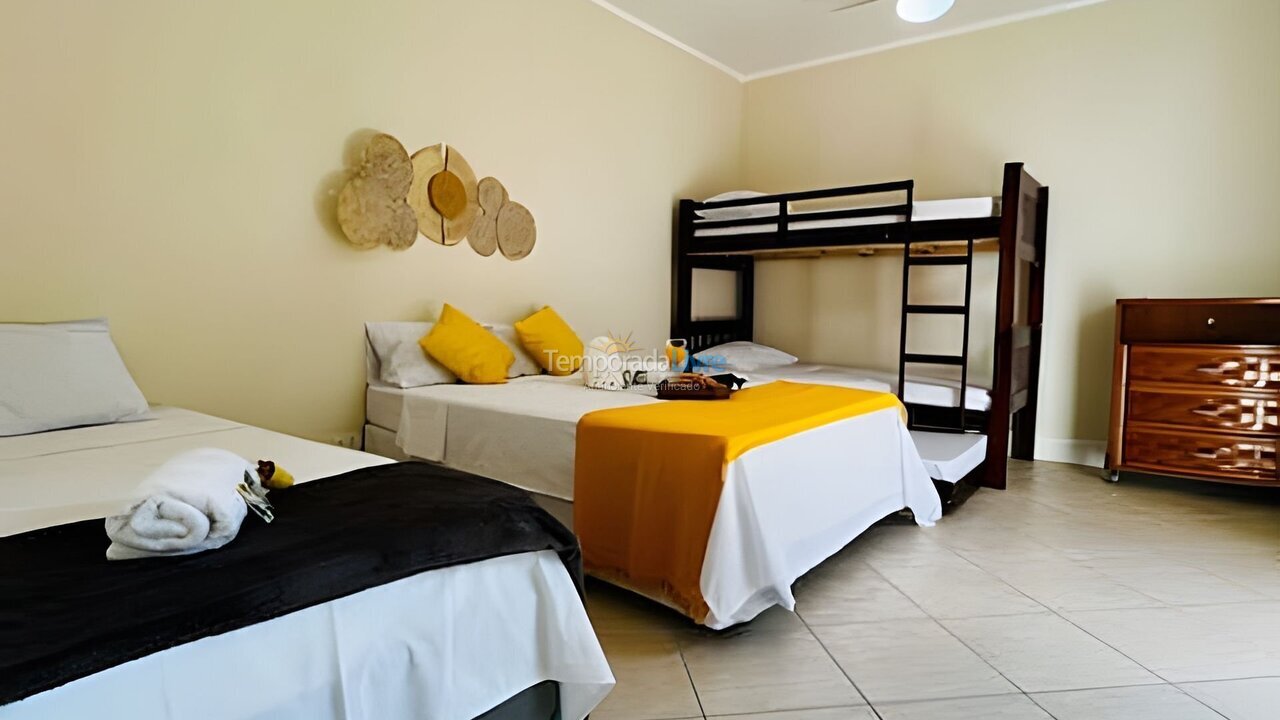 House for vacation rental in Guarujá (Praia do Pernambuco)