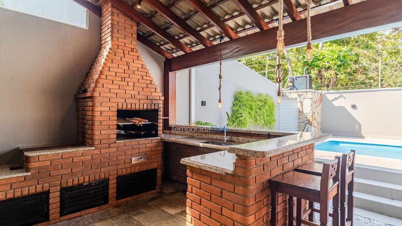 Casa para alquiler de vacaciones em Guarujá (Praia do Pernambuco)