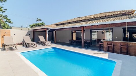 A 140 m de la playa | Ropa de cama, toallas | 4 plazas de aparcamiento