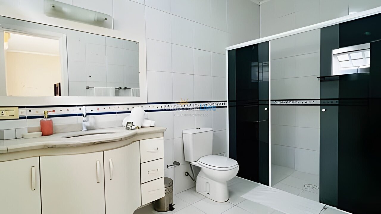 House for vacation rental in Guarujá (Praia do Pernambuco)