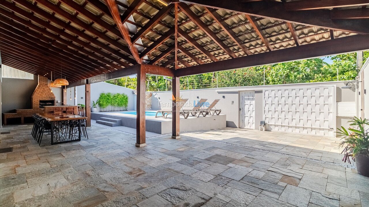 Casa para alquiler de vacaciones em Guarujá (Praia do Pernambuco)