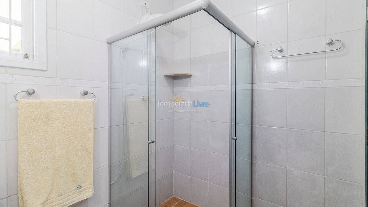 Casa para alquiler de vacaciones em Guarujá (Praia do Pernambuco)