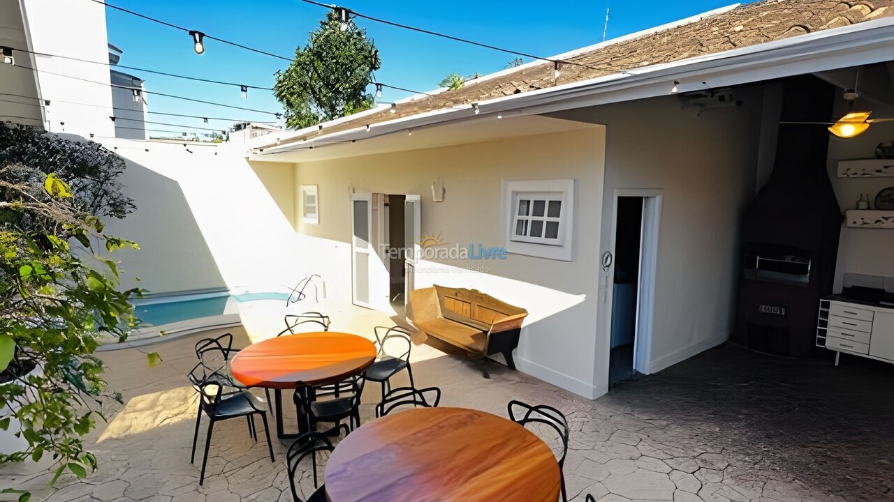 House for vacation rental in Guarujá (Praia do Pernambuco)