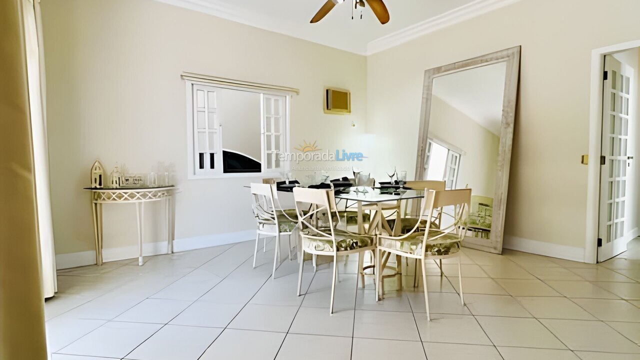 House for vacation rental in Guarujá (Praia do Pernambuco)