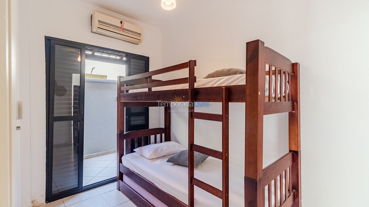 Casa para alquiler de vacaciones em Guarujá (Praia do Pernambuco)