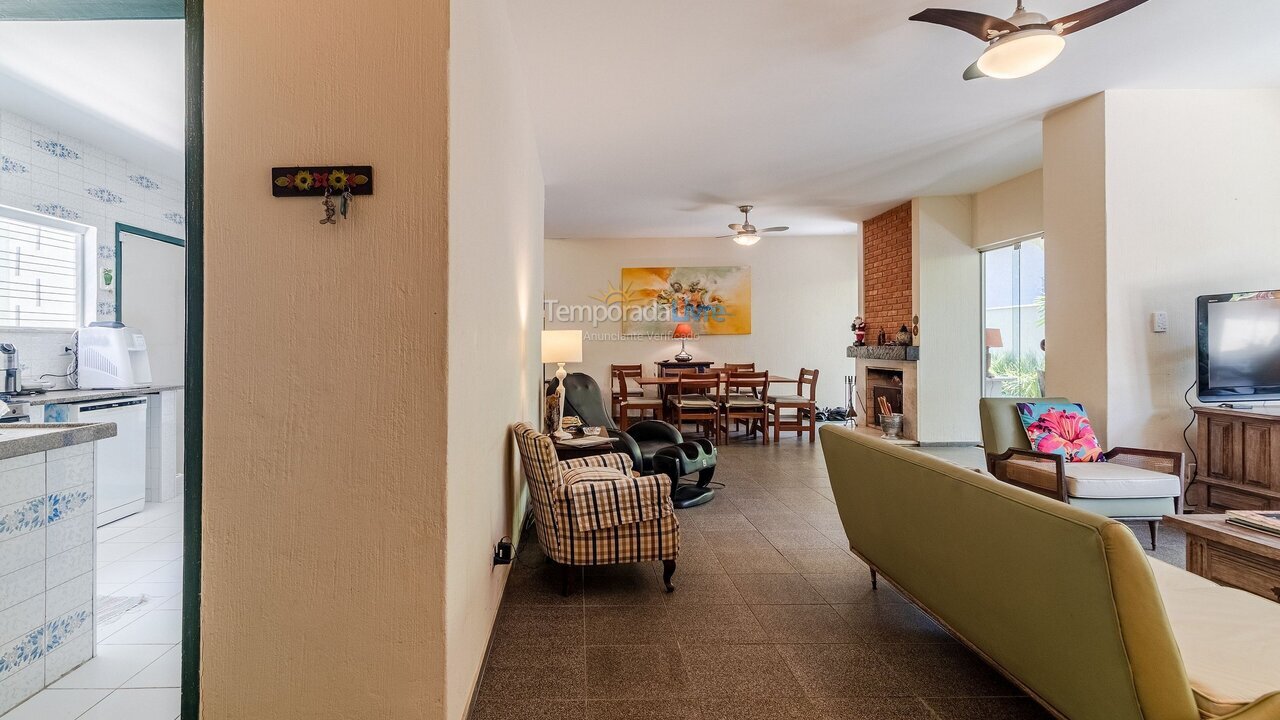 Casa para alquiler de vacaciones em Guarujá (Praia do Pernambuco)