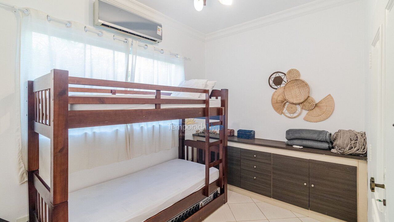 Casa para alquiler de vacaciones em Guarujá (Praia do Pernambuco)