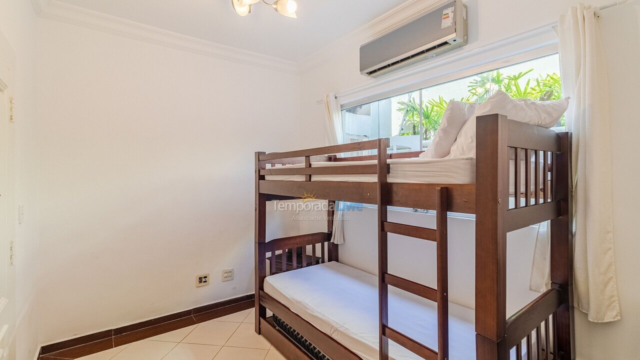 Casa para alquiler de vacaciones em Guarujá (Praia do Pernambuco)