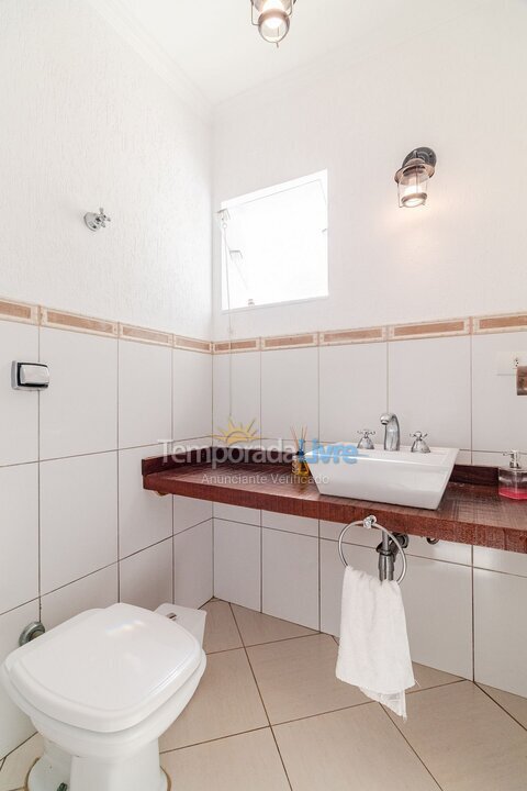 Casa para alquiler de vacaciones em Guarujá (Praia do Pernambuco)