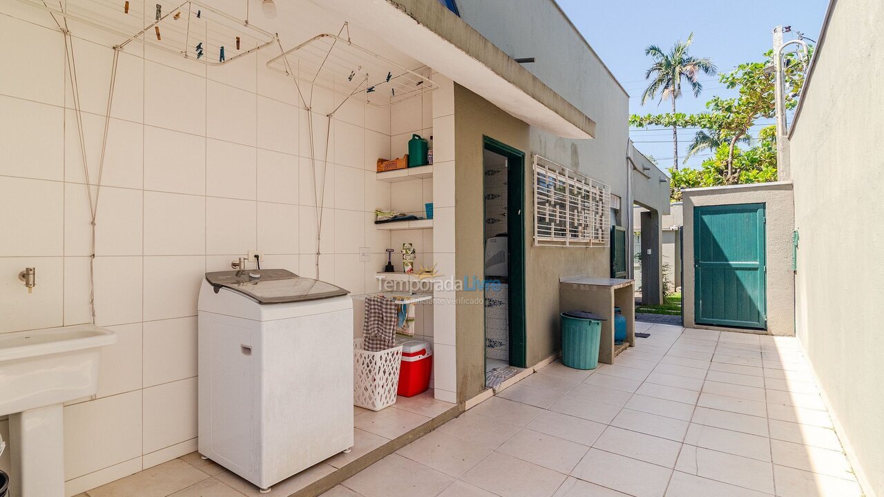 Casa para alquiler de vacaciones em Guarujá (Praia do Pernambuco)