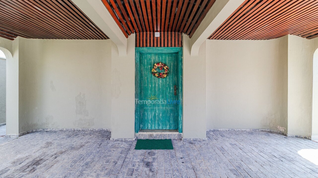 Casa para alquiler de vacaciones em Guarujá (Praia do Pernambuco)