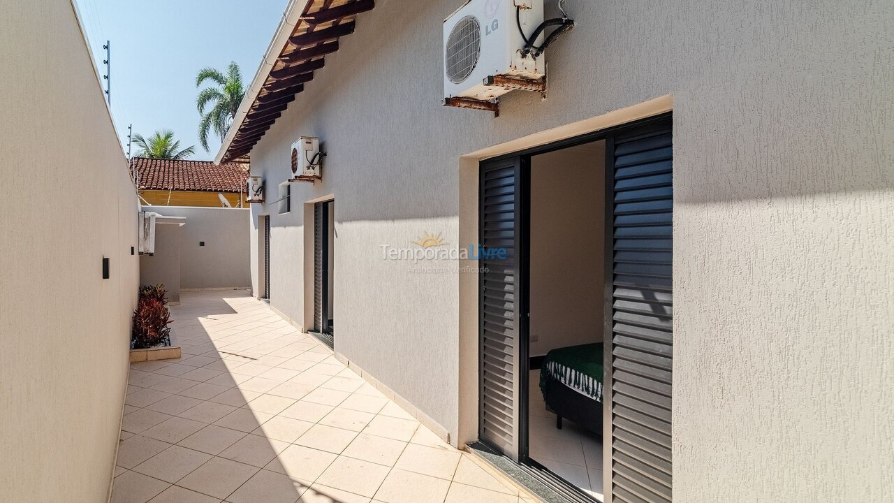 Casa para alquiler de vacaciones em Guarujá (Praia do Pernambuco)