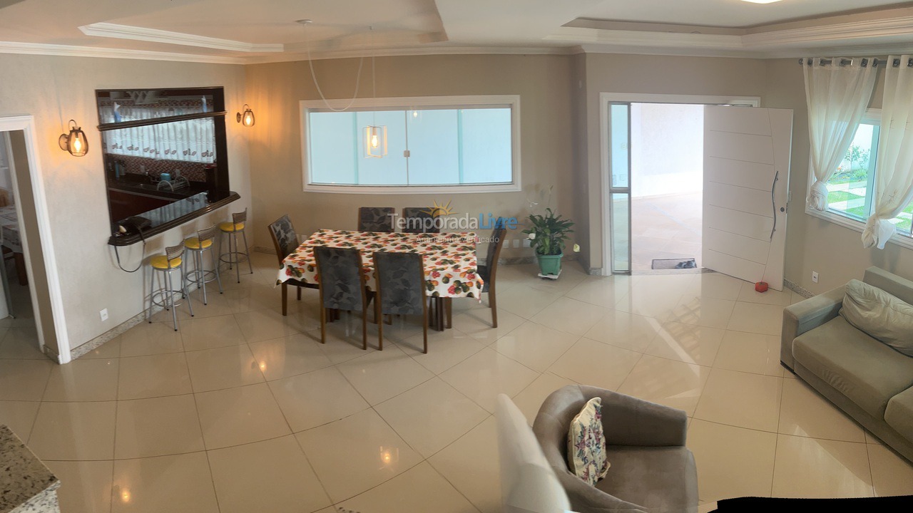 Casa para alquiler de vacaciones em Cabo Frio (Praia do Forte)