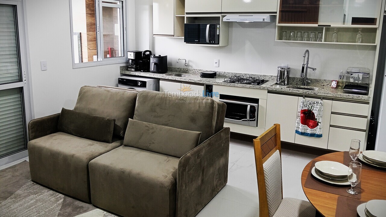 Apartamento para aluguel de temporada em Palhoça (Praia da Pinheira)