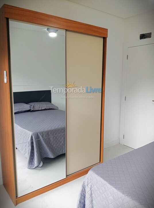 Apartamento para aluguel de temporada em Palhoça (Praia da Pinheira)