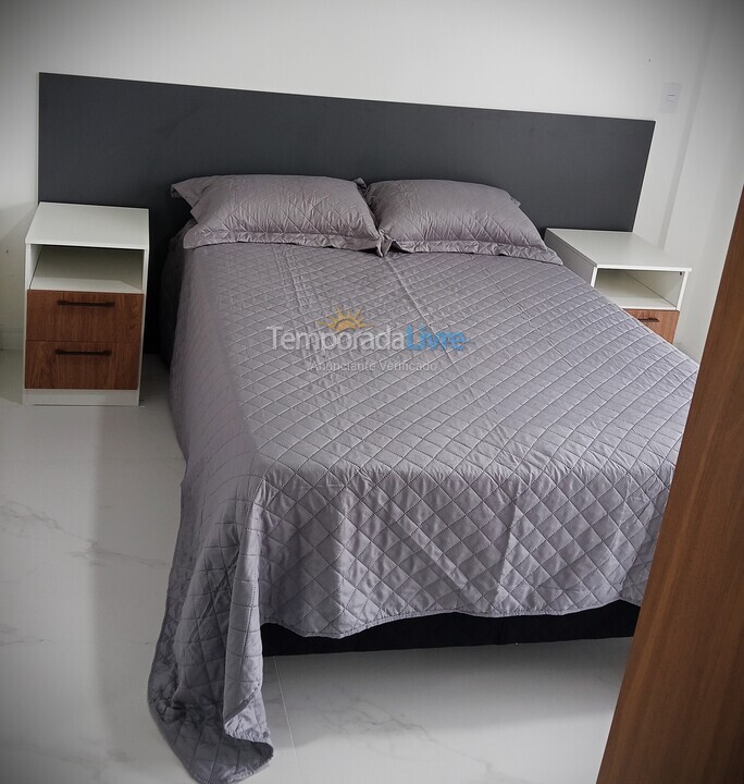 Apartamento para aluguel de temporada em Palhoça (Praia da Pinheira)