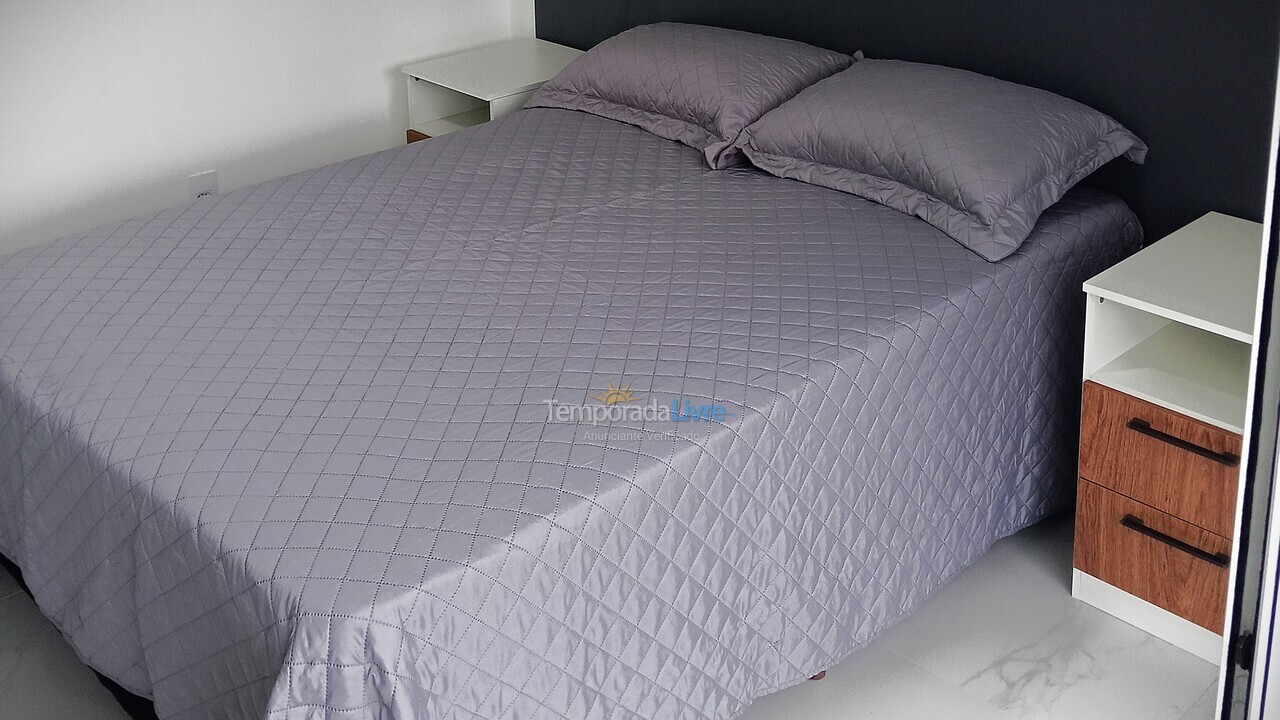 Apartamento para aluguel de temporada em Palhoça (Praia da Pinheira)