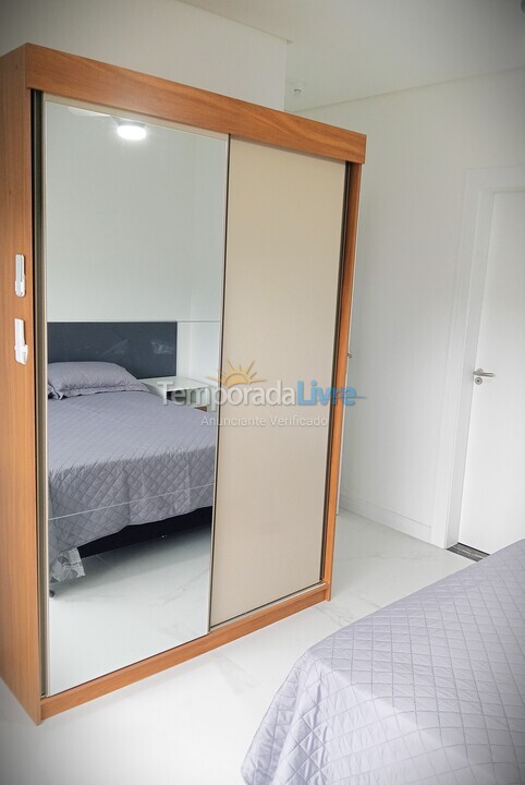 Apartamento para aluguel de temporada em Palhoça (Praia da Pinheira)