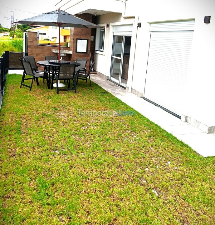 Apartamento para aluguel de temporada em Palhoça (Praia da Pinheira)