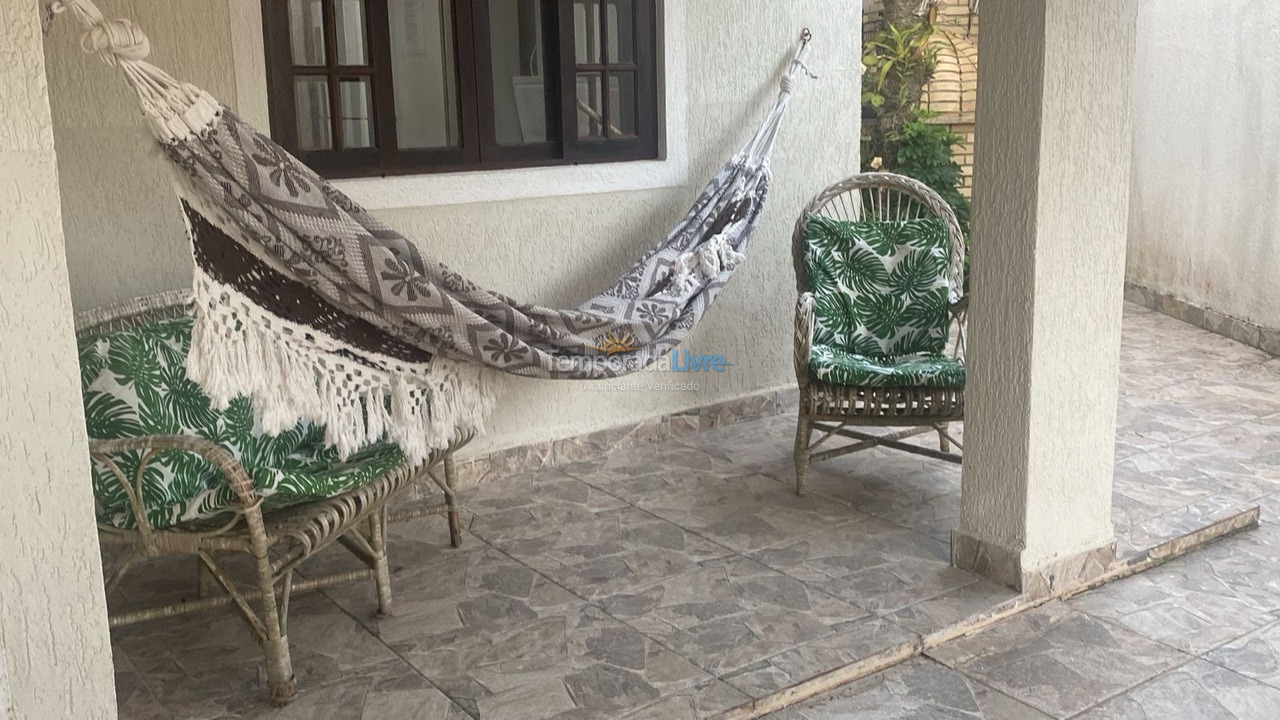 Casa para alquiler de vacaciones em Bertioga (Praia de Guaratuba)
