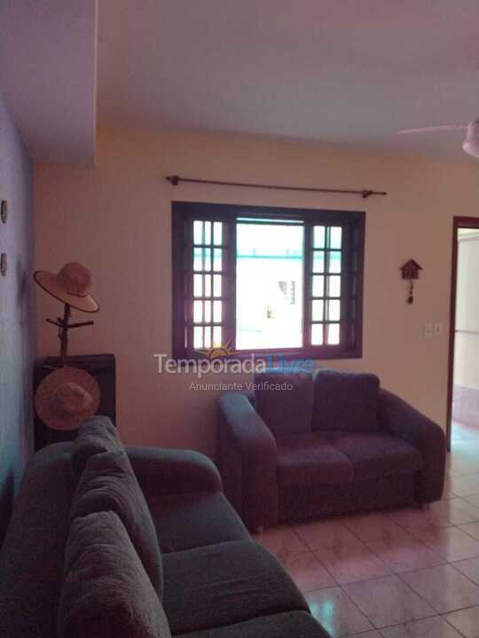 Casa para aluguel de temporada em Caraguatatuba (Martim de Sá)