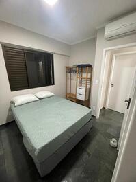 Precioso apartamento en primera línea de playa, 3 dormitorios, aire acondicionado.