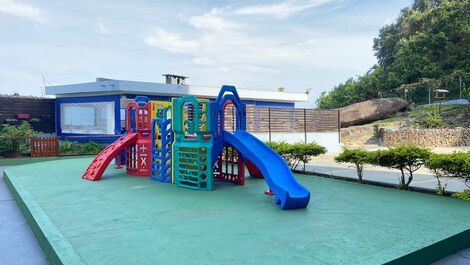 Precioso apartamento en primera línea de playa, 3 dormitorios, aire acondicionado.