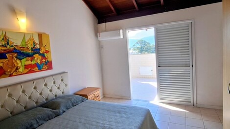 Cobertura com piscina e vista Espetacular para o mar