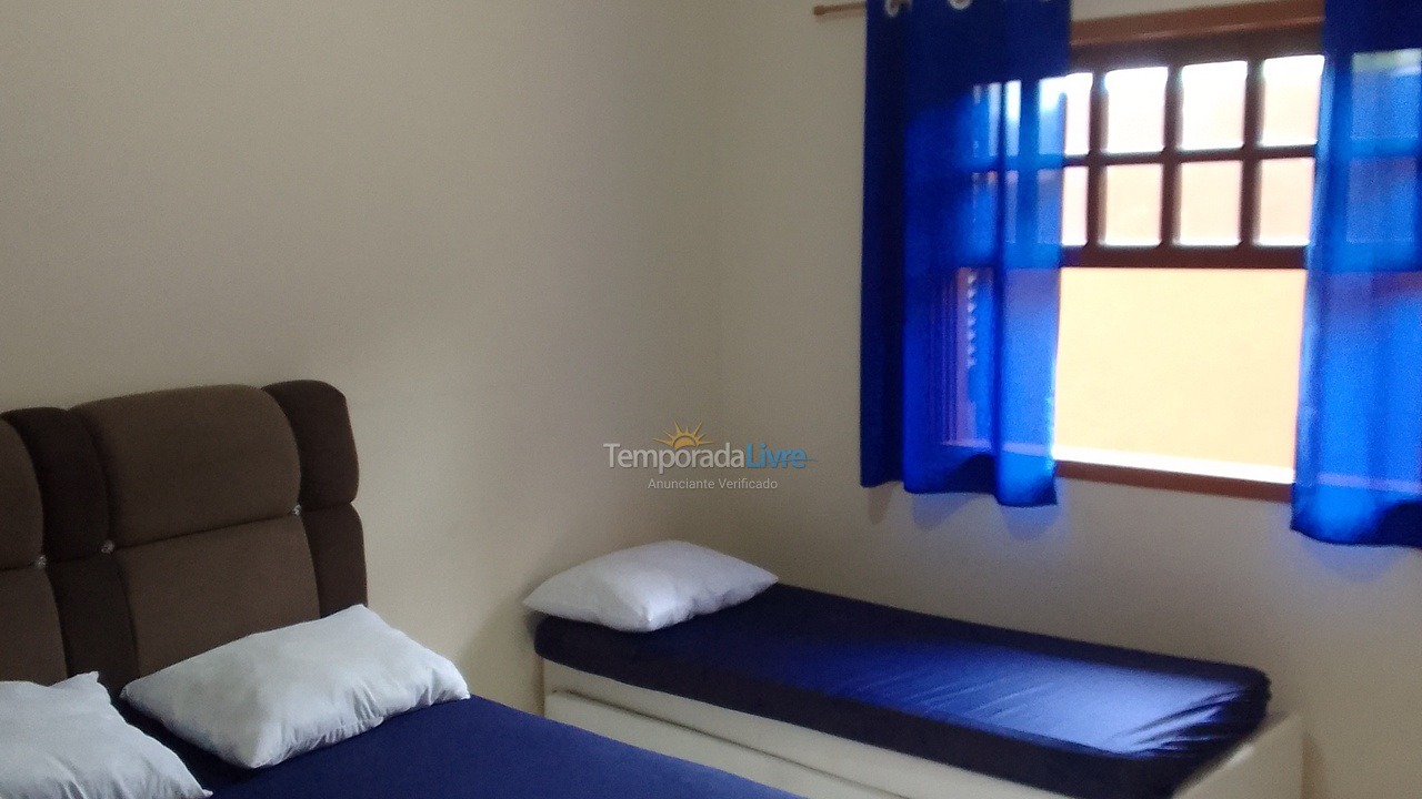 Casa para alquiler de vacaciones em Ubatuba (Lagoinha)