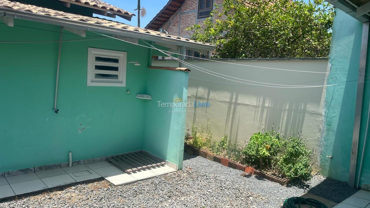 Casa para aluguel de temporada em São Francisco do Sul (Itaguaçu)