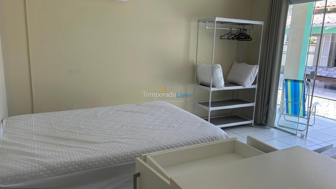 Casa para aluguel de temporada em São Francisco do Sul (Itaguaçu)