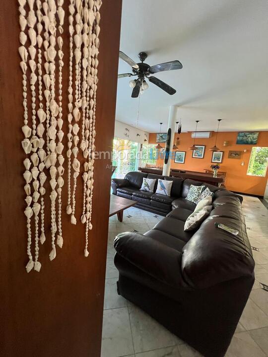 Casa para alquiler de vacaciones em Bertioga (Praia de Guaratuba)