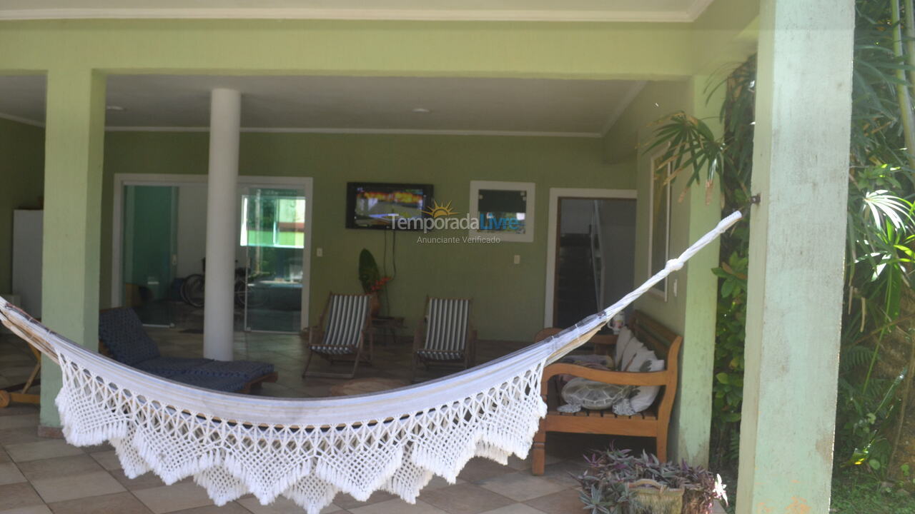 Casa para alquiler de vacaciones em Bertioga (Praia de Guaratuba)