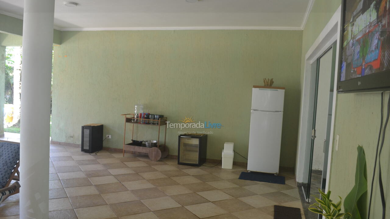 Casa para alquiler de vacaciones em Bertioga (Praia de Guaratuba)