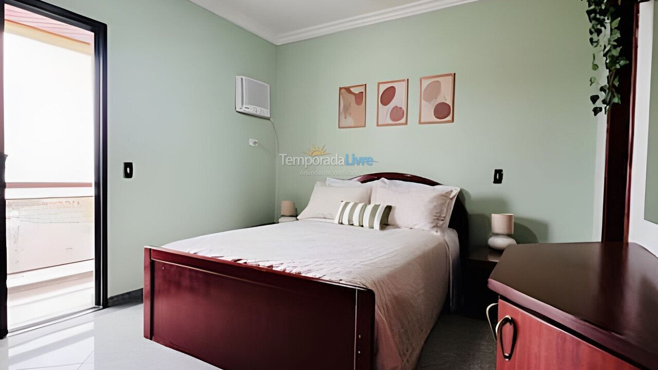 Apartamento para aluguel de temporada em Guarujá (Lot Joao Batista Juliao)