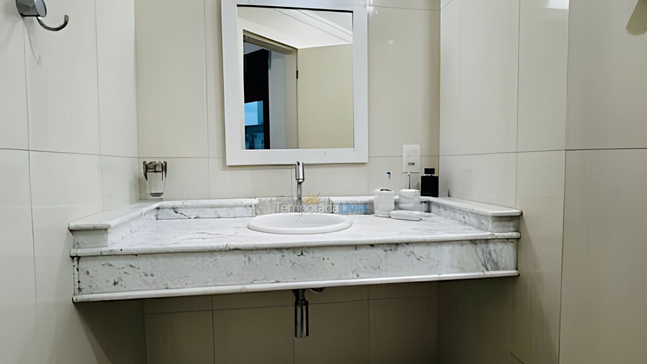 Apartamento para aluguel de temporada em Guarujá (Lot Joao Batista)