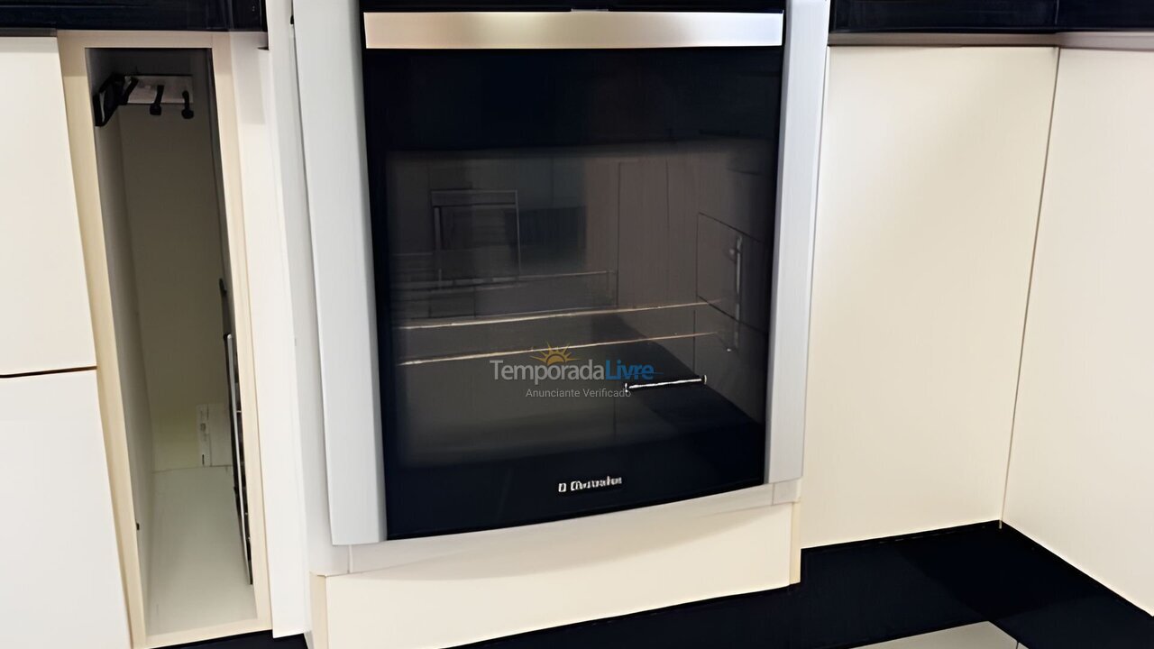 Apartamento para aluguel de temporada em Guarujá (Lot Joao Batista)