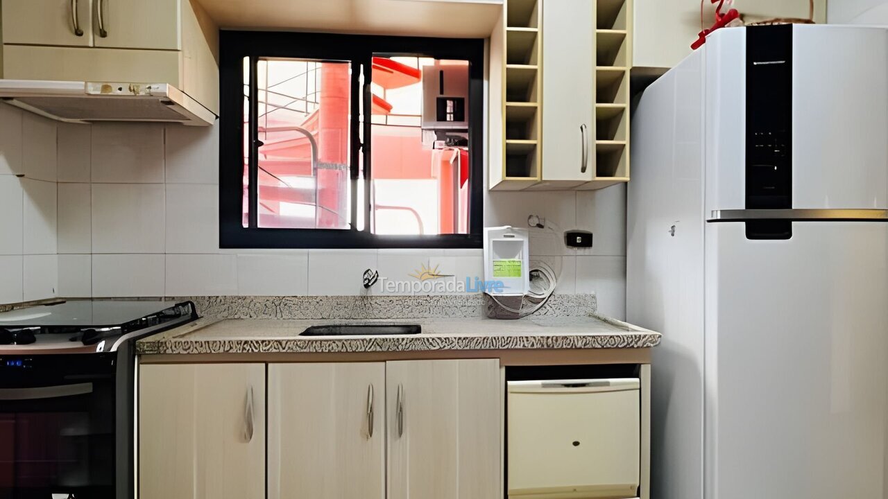 Apartamento para aluguel de temporada em Guarujá (Lot Joao Batista Juliao)