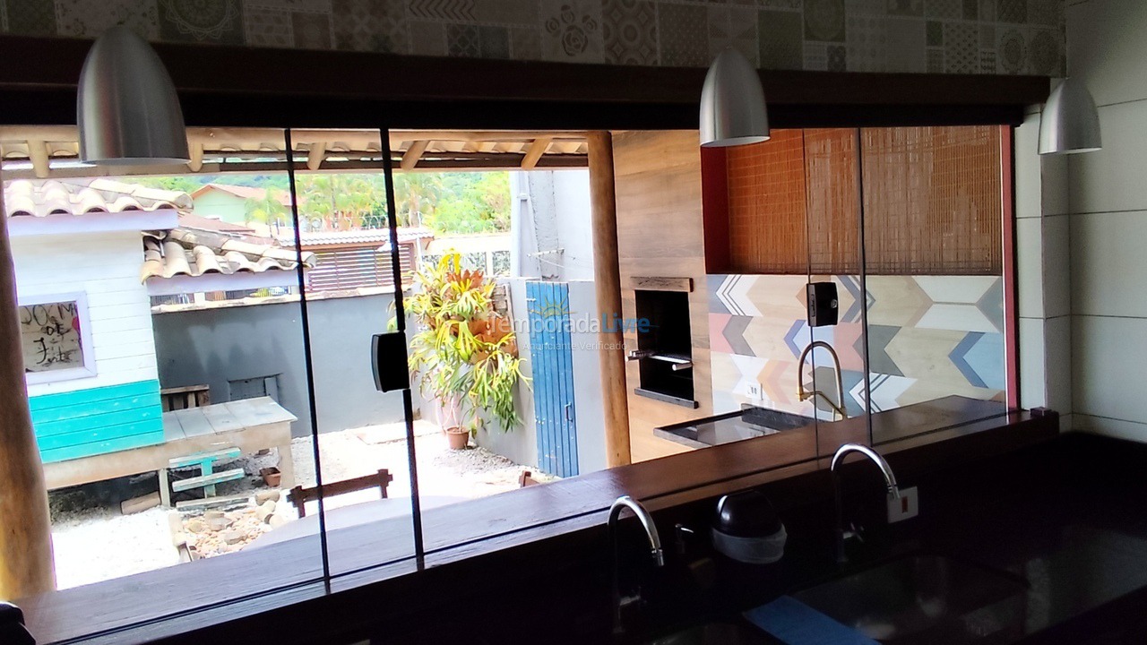 Casa para alquiler de vacaciones em Ubatuba (Lagoinha)