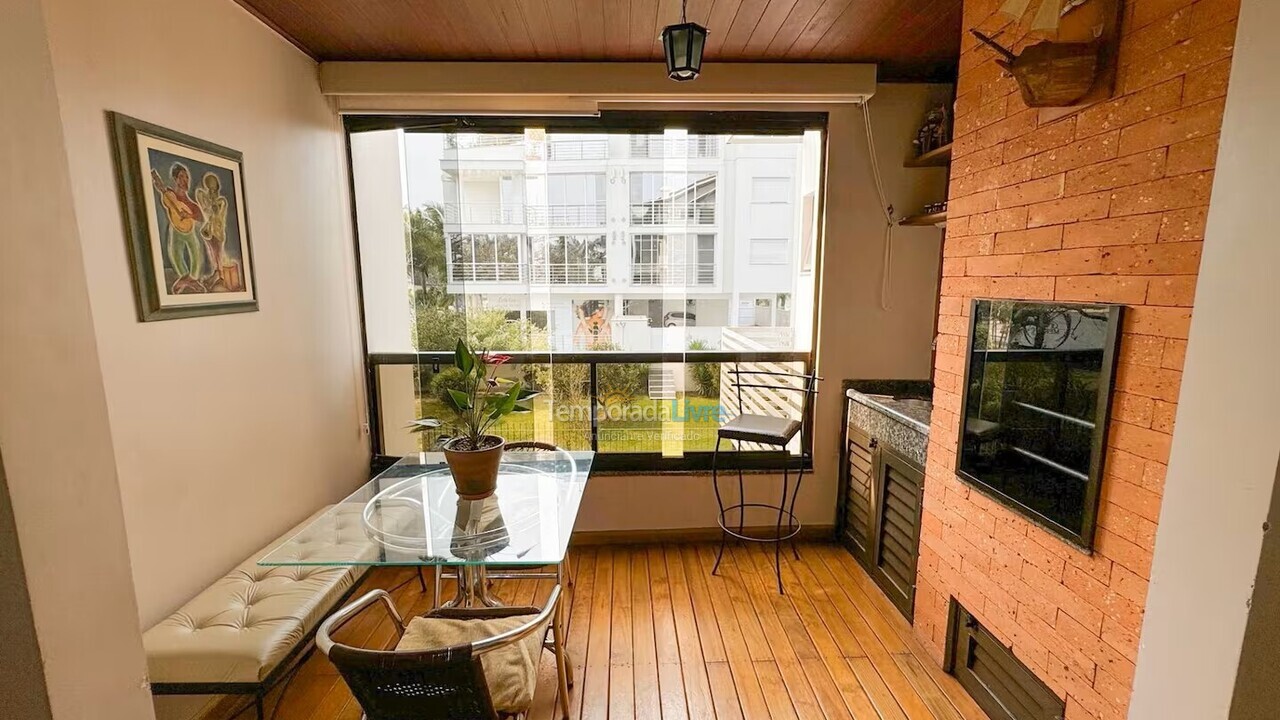 Apartamento para alquiler de vacaciones em Florianópolis (Jurere Tradicional)