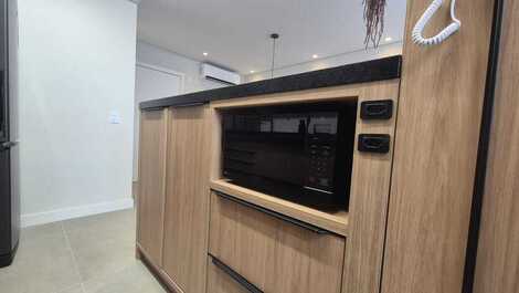 ALQUILER POR TEMPORADA: JURERÊ INTERNACIONAL, 2 SUITES